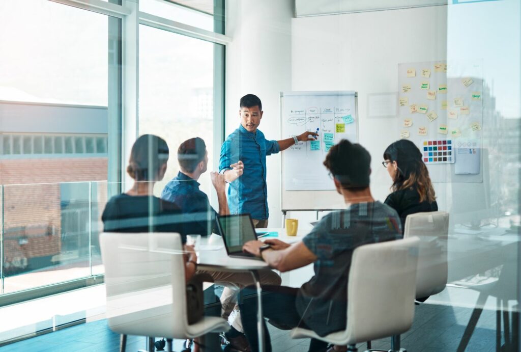 Top 12 Benefits of Forming a Mainland Company in Abu Dhabi for Investors