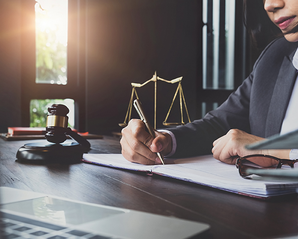 Strategic planning by legal consultants in Dubai, emphasizing detailed legal services for clients.